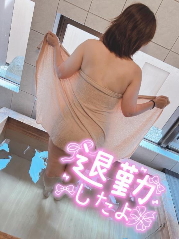 0a2700c68e125347abc8908db4c989de.jpg